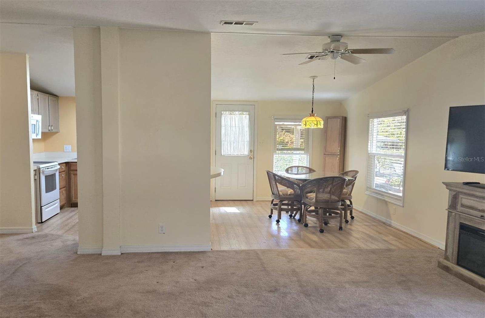 Image 11 of 45 For 522 Starboard Avenue