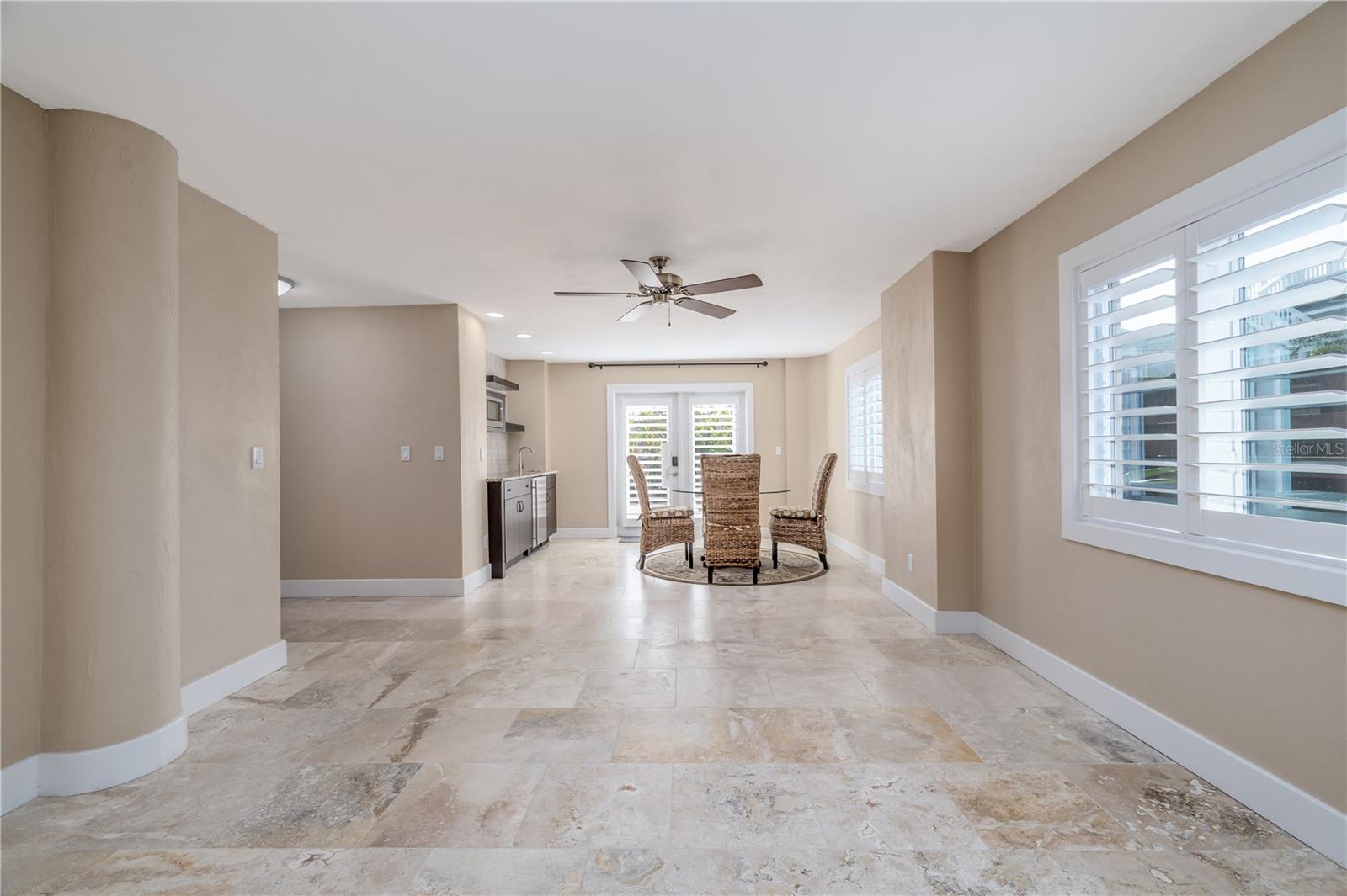 Image 34 of 51 For 6260 Atlantic Avenue