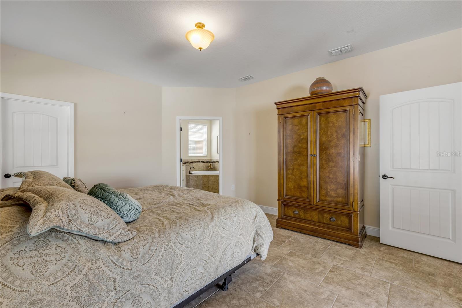 Image 25 of 57 For 3365 Luna Bella Lane