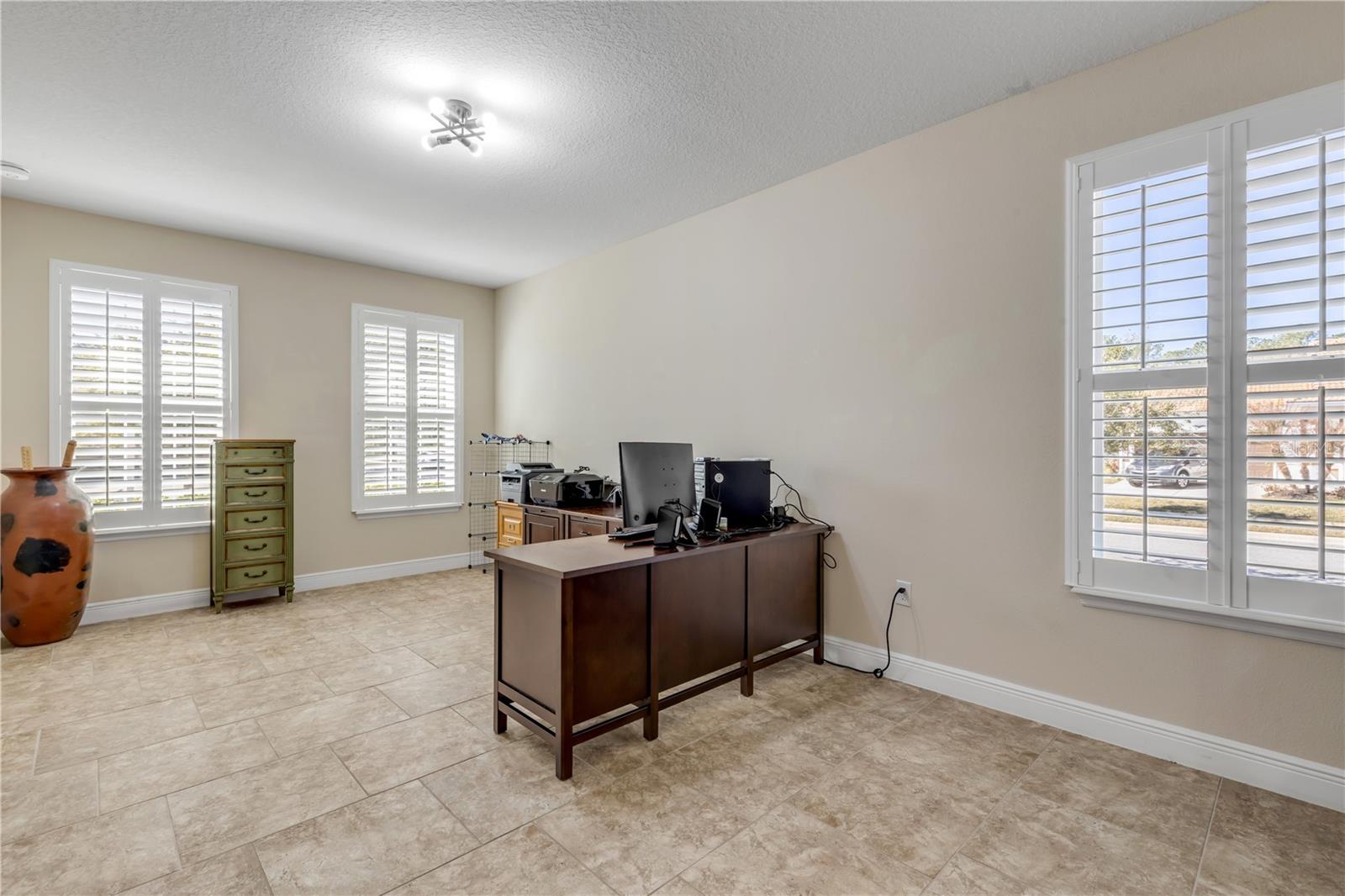 Image 38 of 57 For 3365 Luna Bella Lane