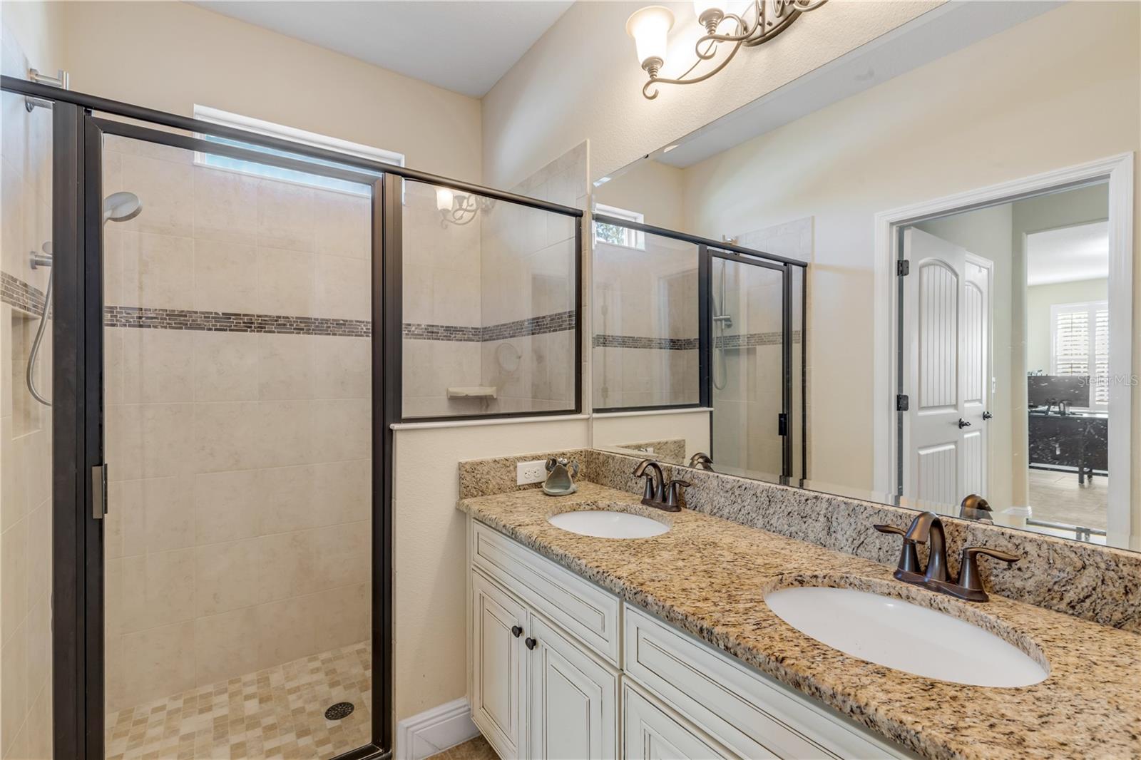 Image 41 of 57 For 3365 Luna Bella Lane