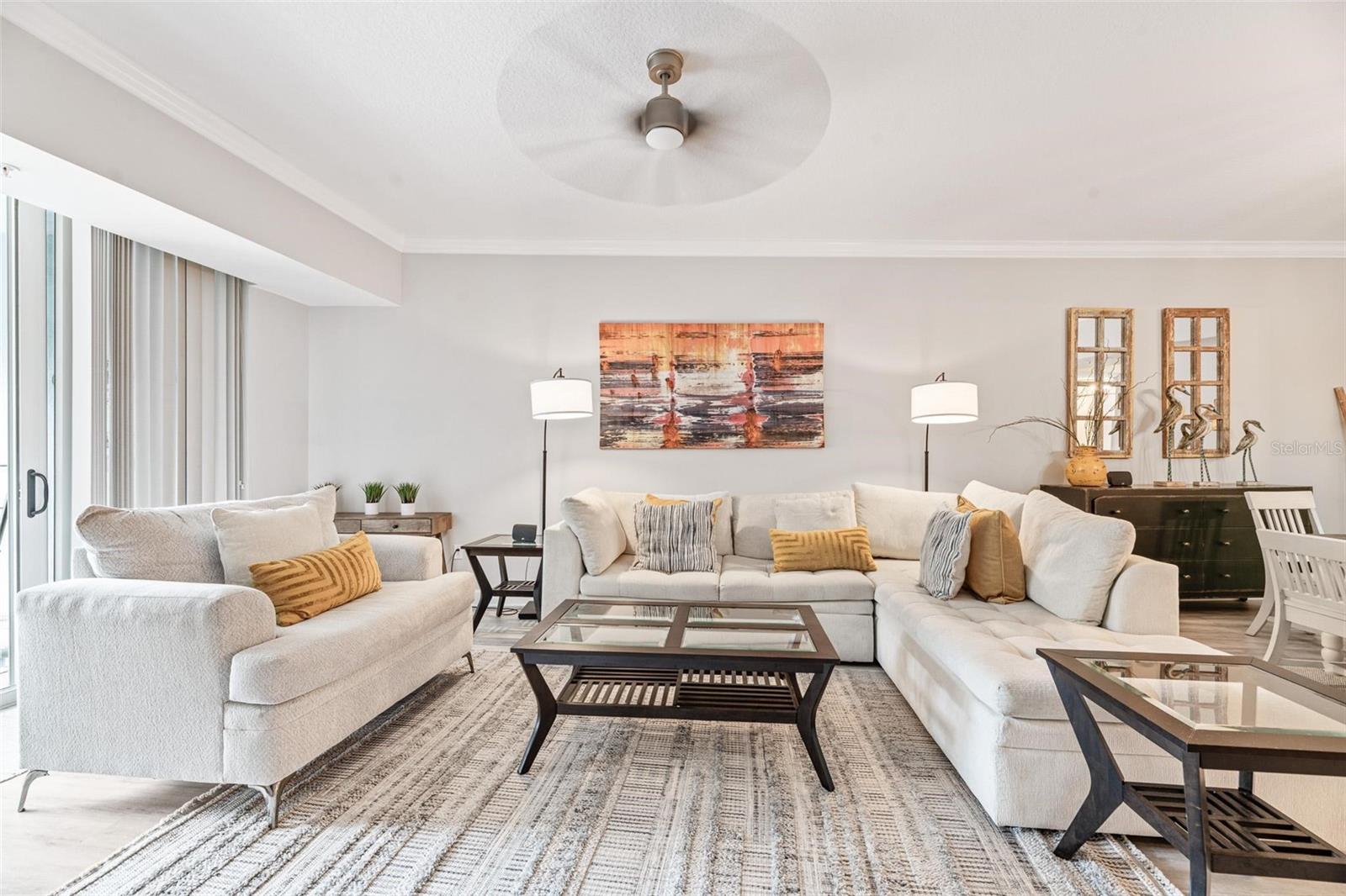 Image 11 of 46 For 102 Yacht Harbor Drive 176