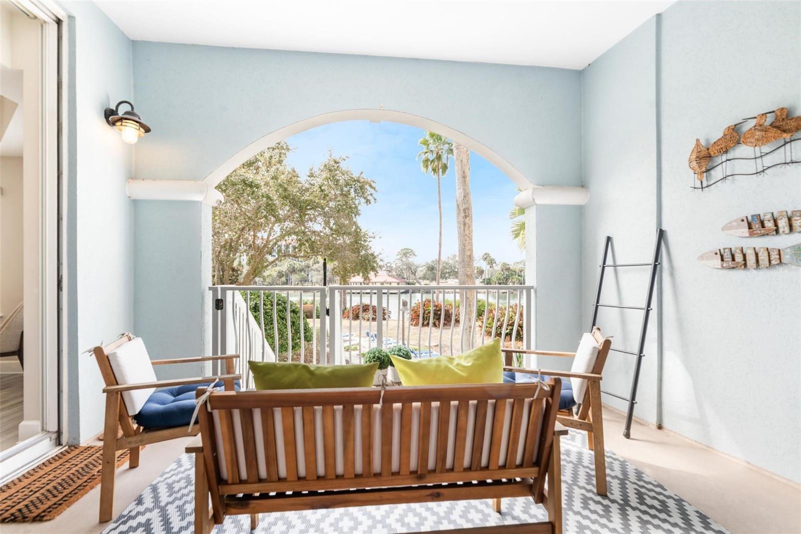 Image 2 of 46 For 102 Yacht Harbor Drive 176