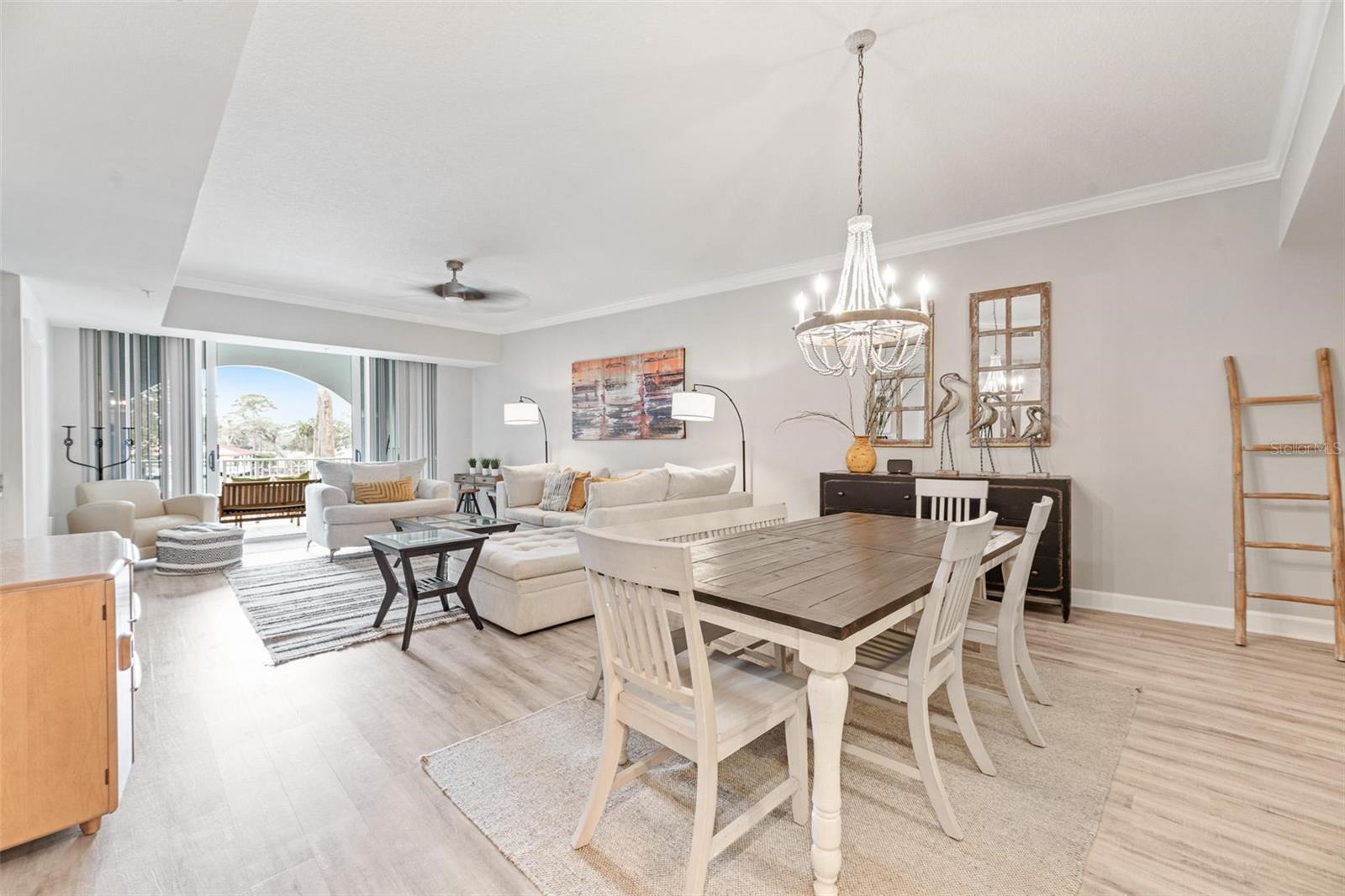 Image 8 of 46 For 102 Yacht Harbor Drive 176