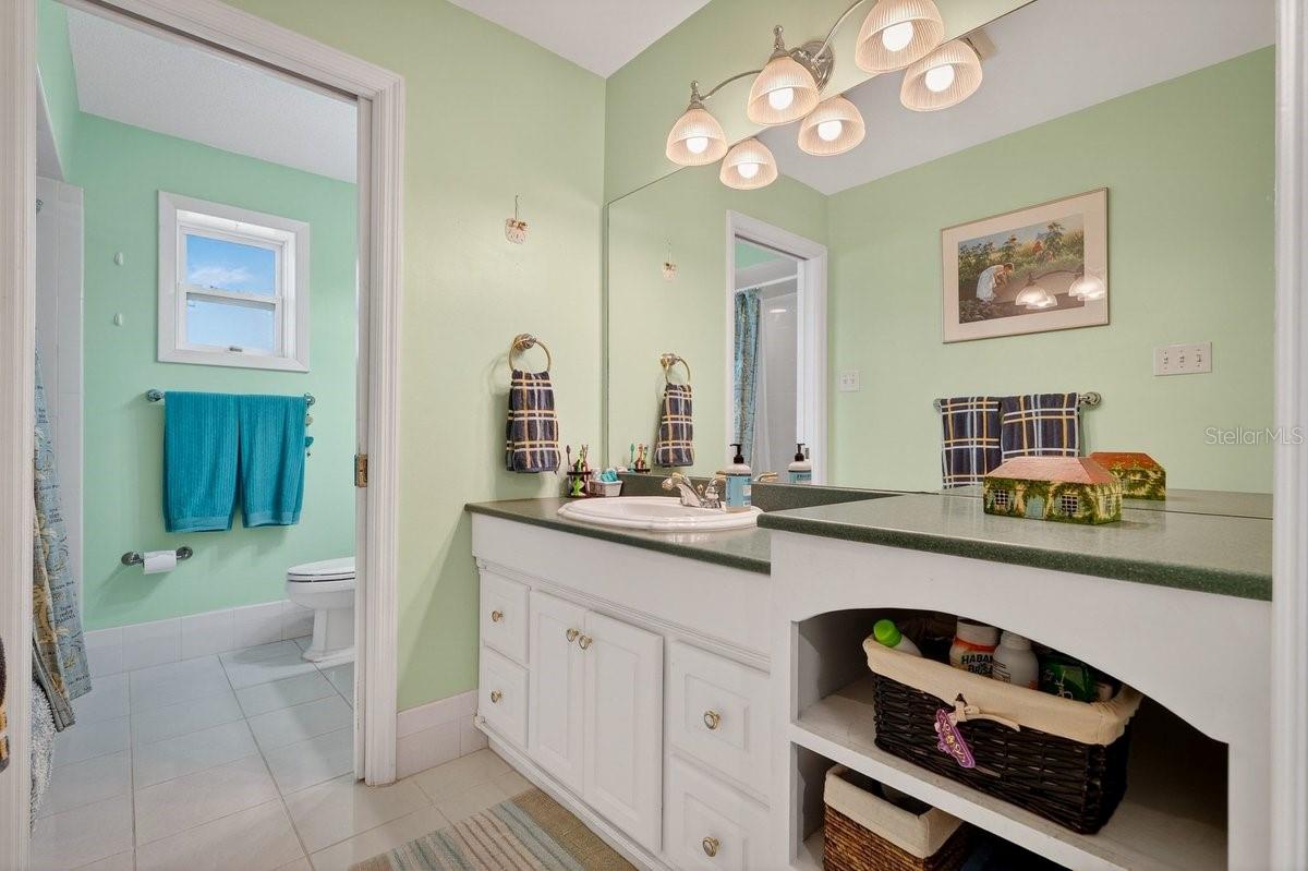 Image 18 of 67 For 119 Old Carriage Road