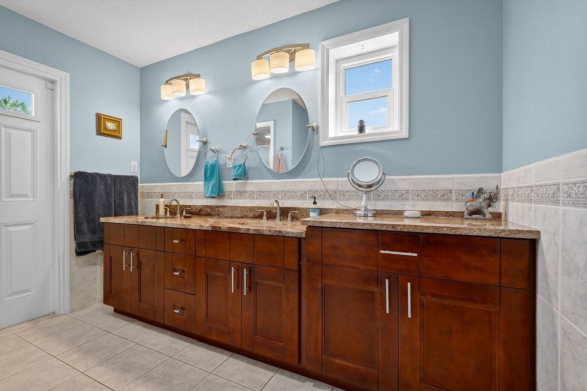 Image 28 of 67 For 119 Old Carriage Road