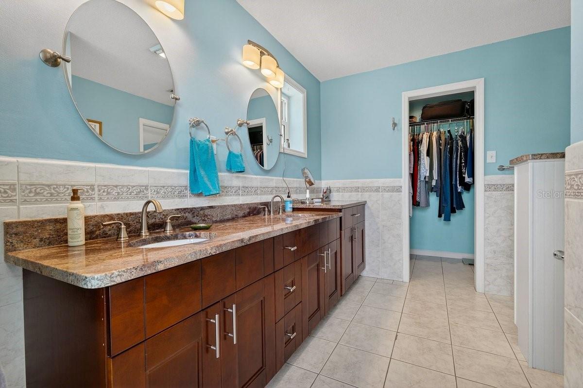 Image 29 of 67 For 119 Old Carriage Road