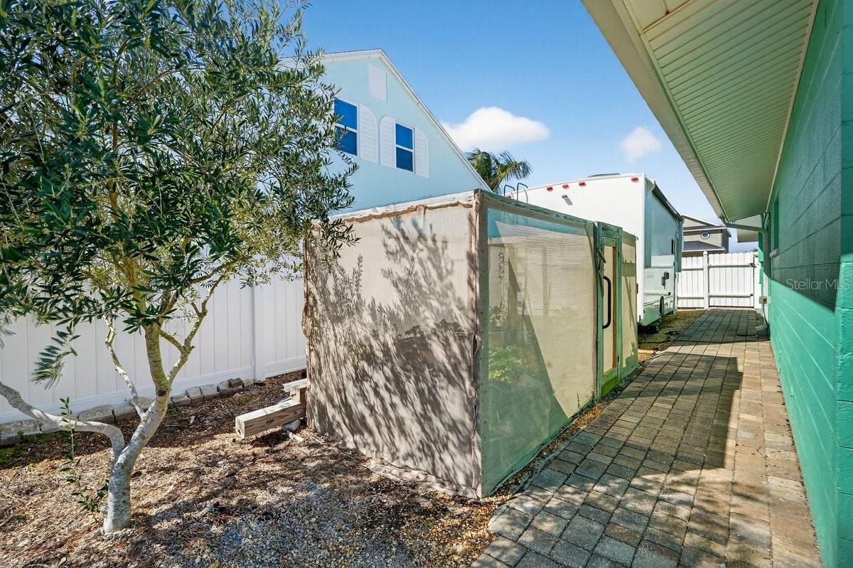 Image 54 of 67 For 119 Old Carriage Road