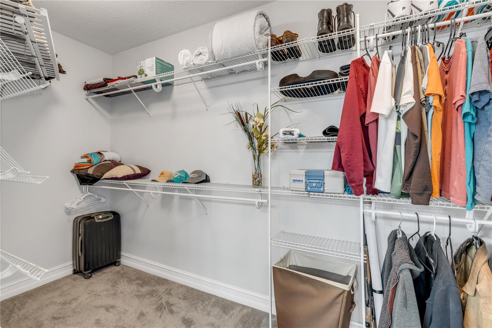 Image 15 of 64 For 1940 Halifax Drive