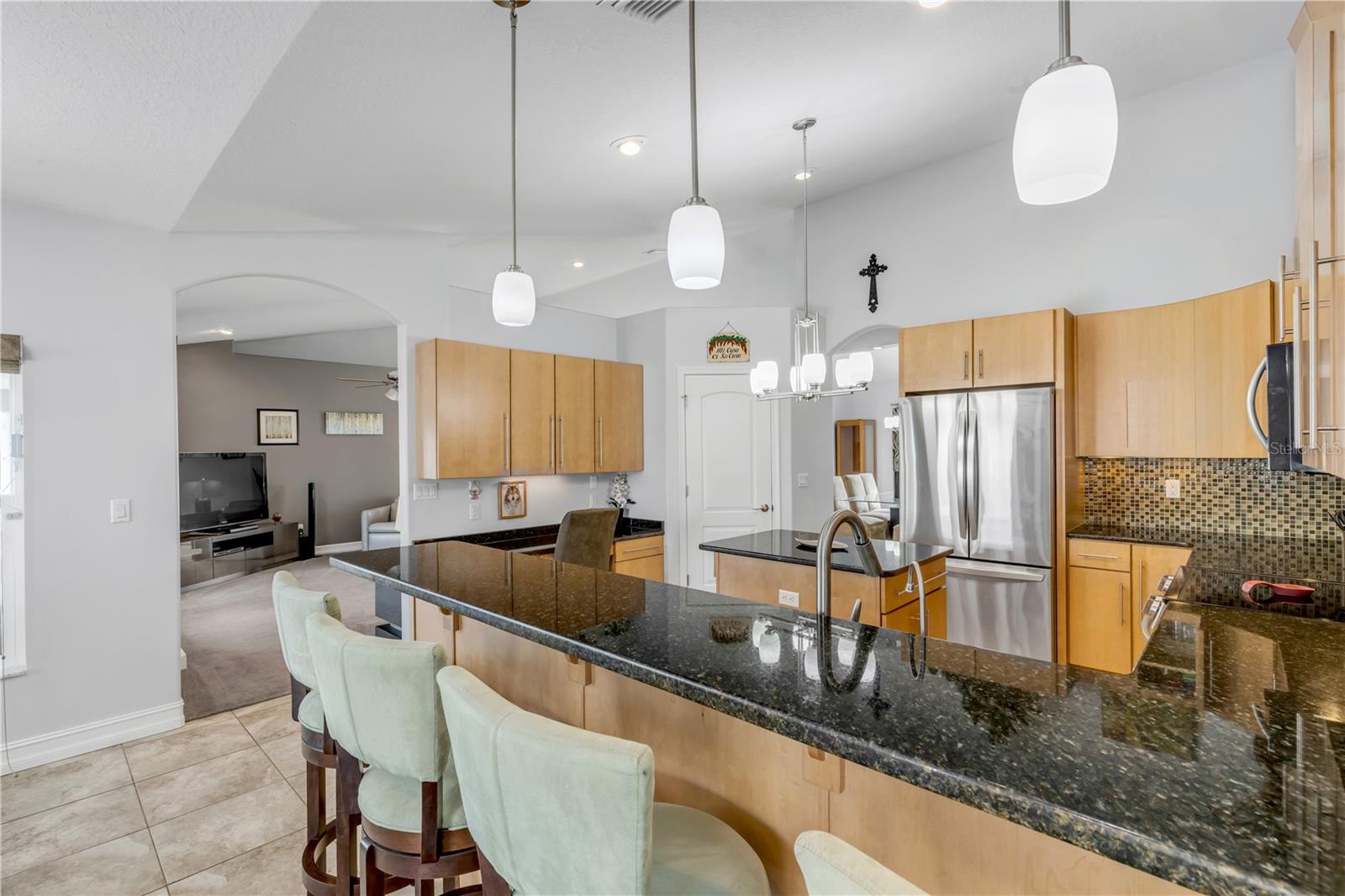 Image 24 of 64 For 1940 Halifax Drive