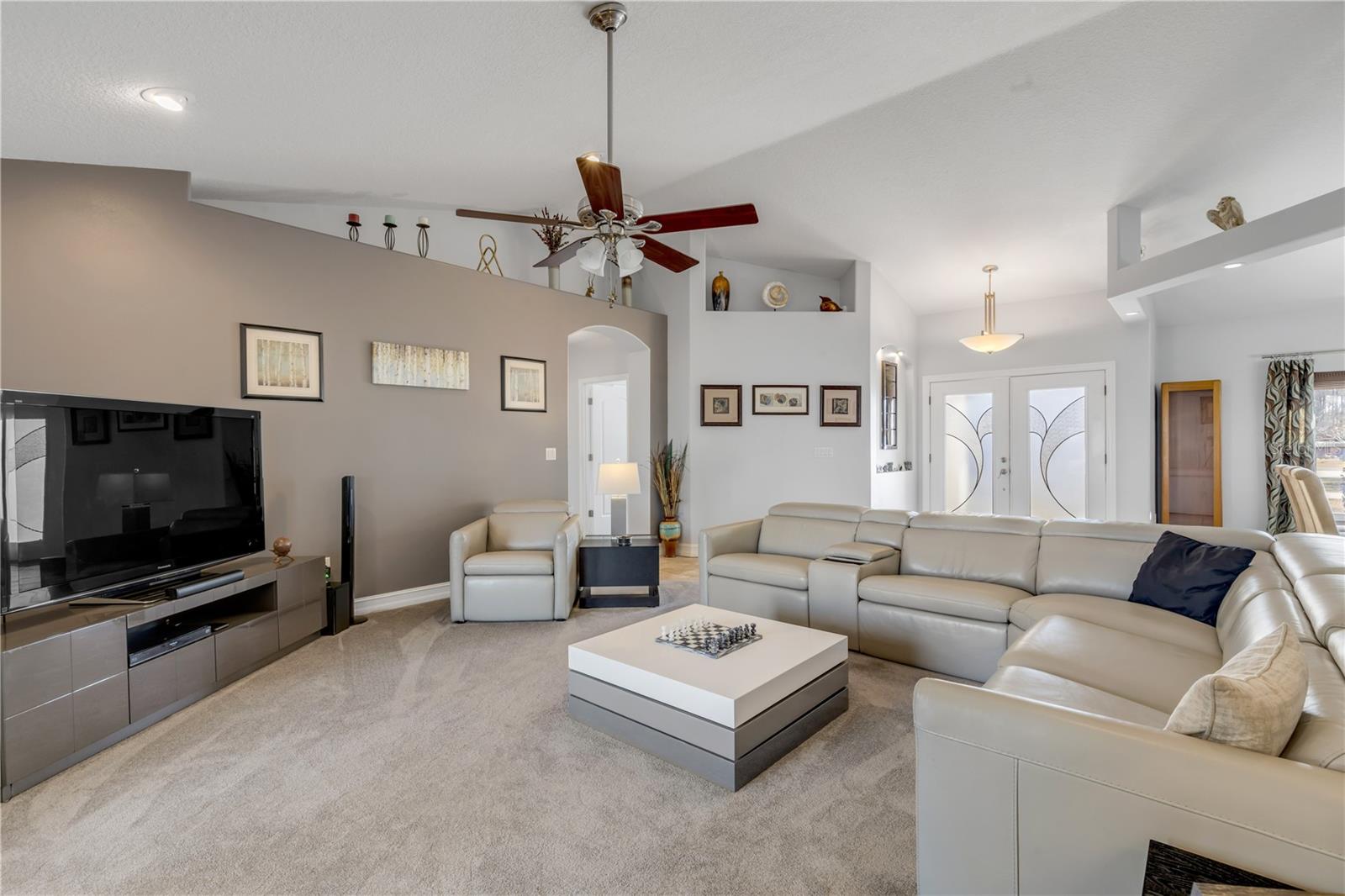 Image 25 of 64 For 1940 Halifax Drive