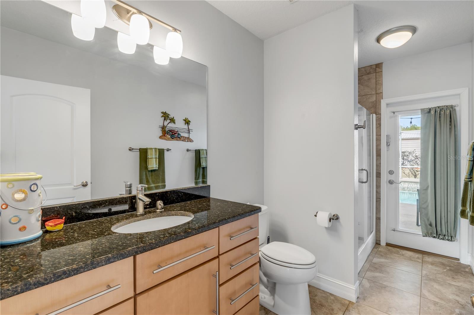 Image 28 of 64 For 1940 Halifax Drive