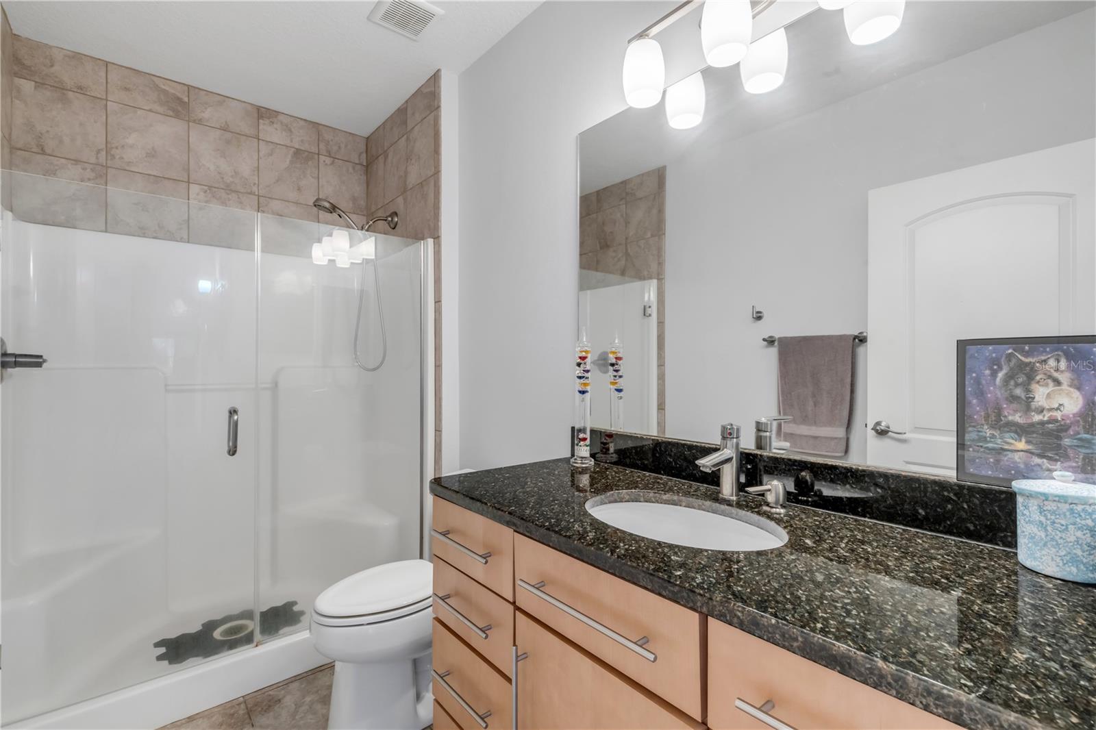 Image 32 of 64 For 1940 Halifax Drive