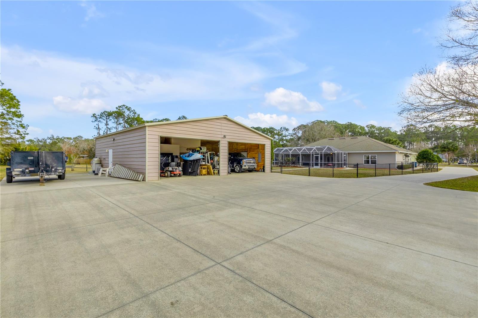 Image 38 of 64 For 1940 Halifax Drive