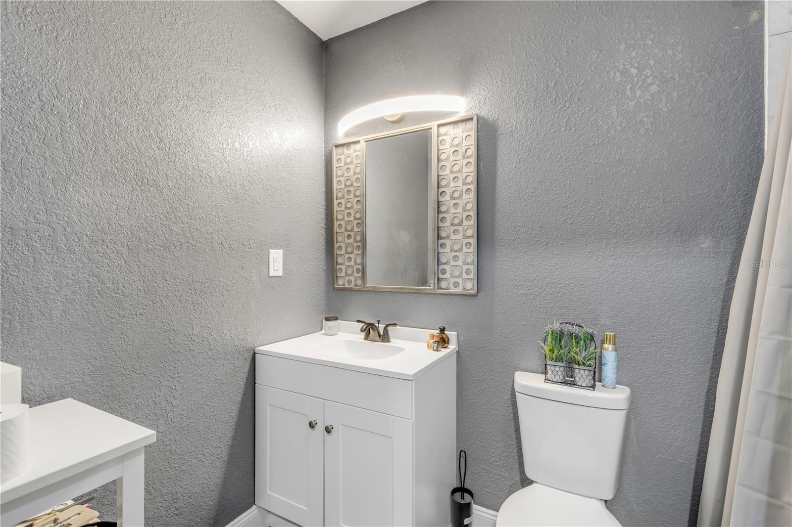 Image 43 of 64 For 1940 Halifax Drive