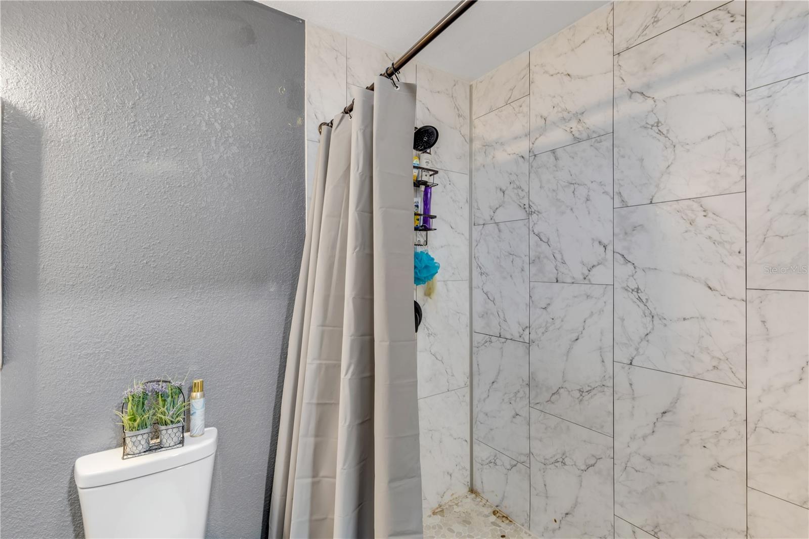 Image 44 of 64 For 1940 Halifax Drive