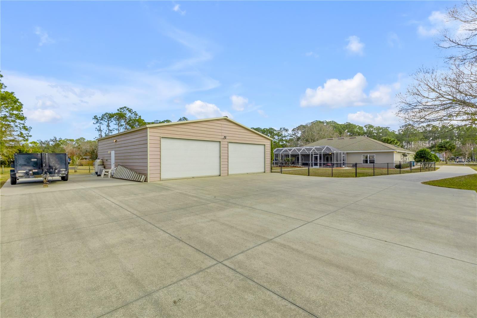 Image 5 of 64 For 1940 Halifax Drive