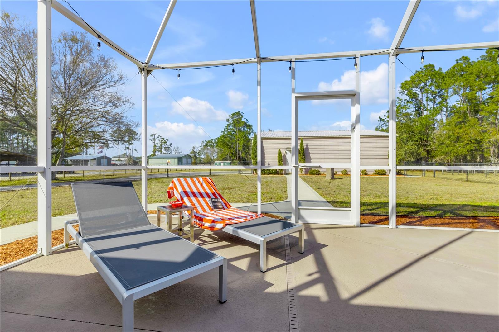 Image 52 of 64 For 1940 Halifax Drive