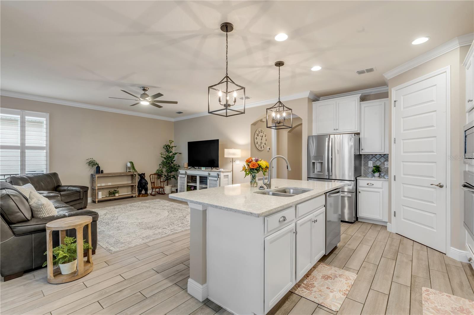 Image 16 of 62 For 3004 Borassus Drive