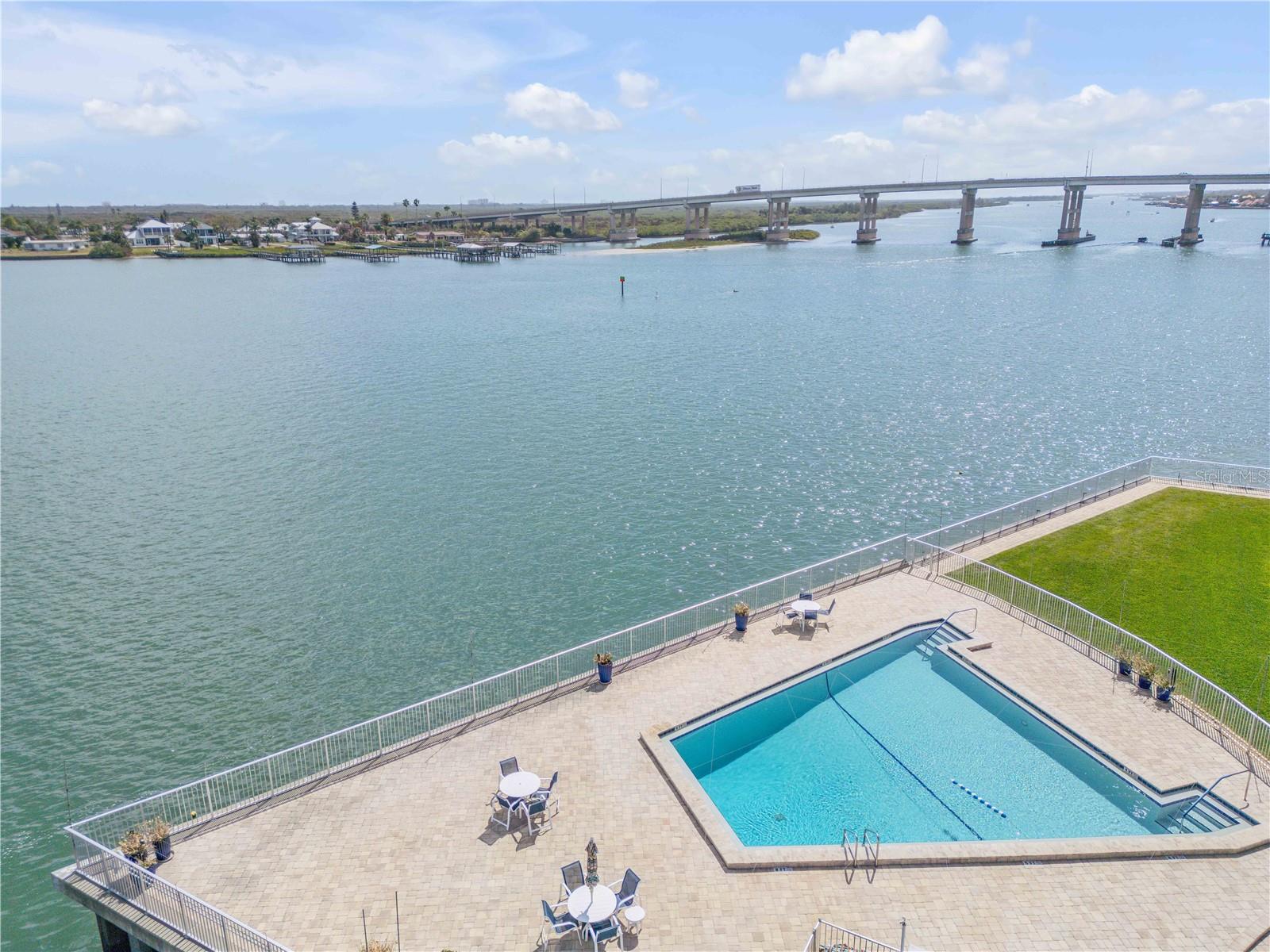 Image 32 of 37 For 101 Riverside Drive 4080