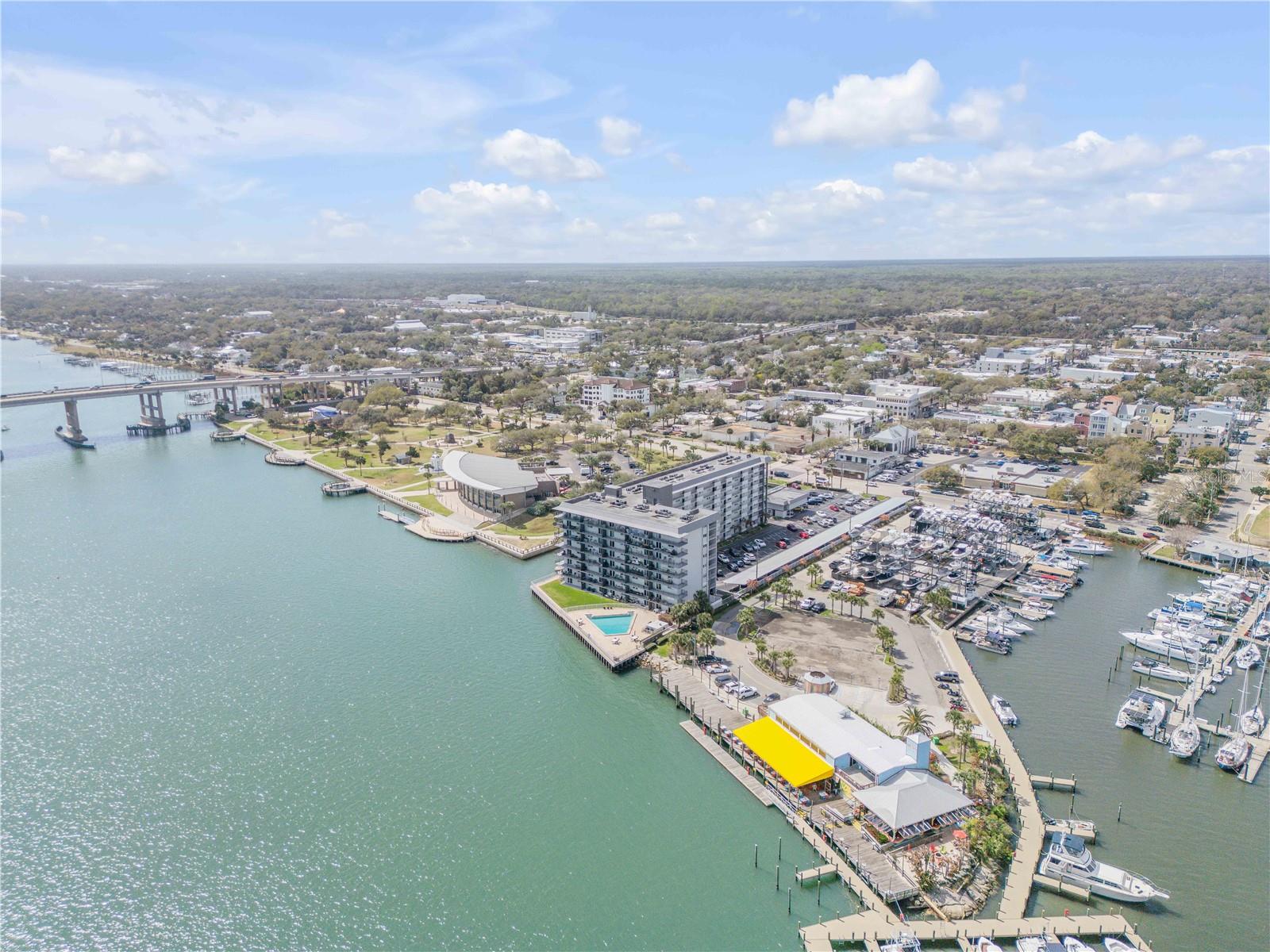 Image 33 of 37 For 101 Riverside Drive 4080