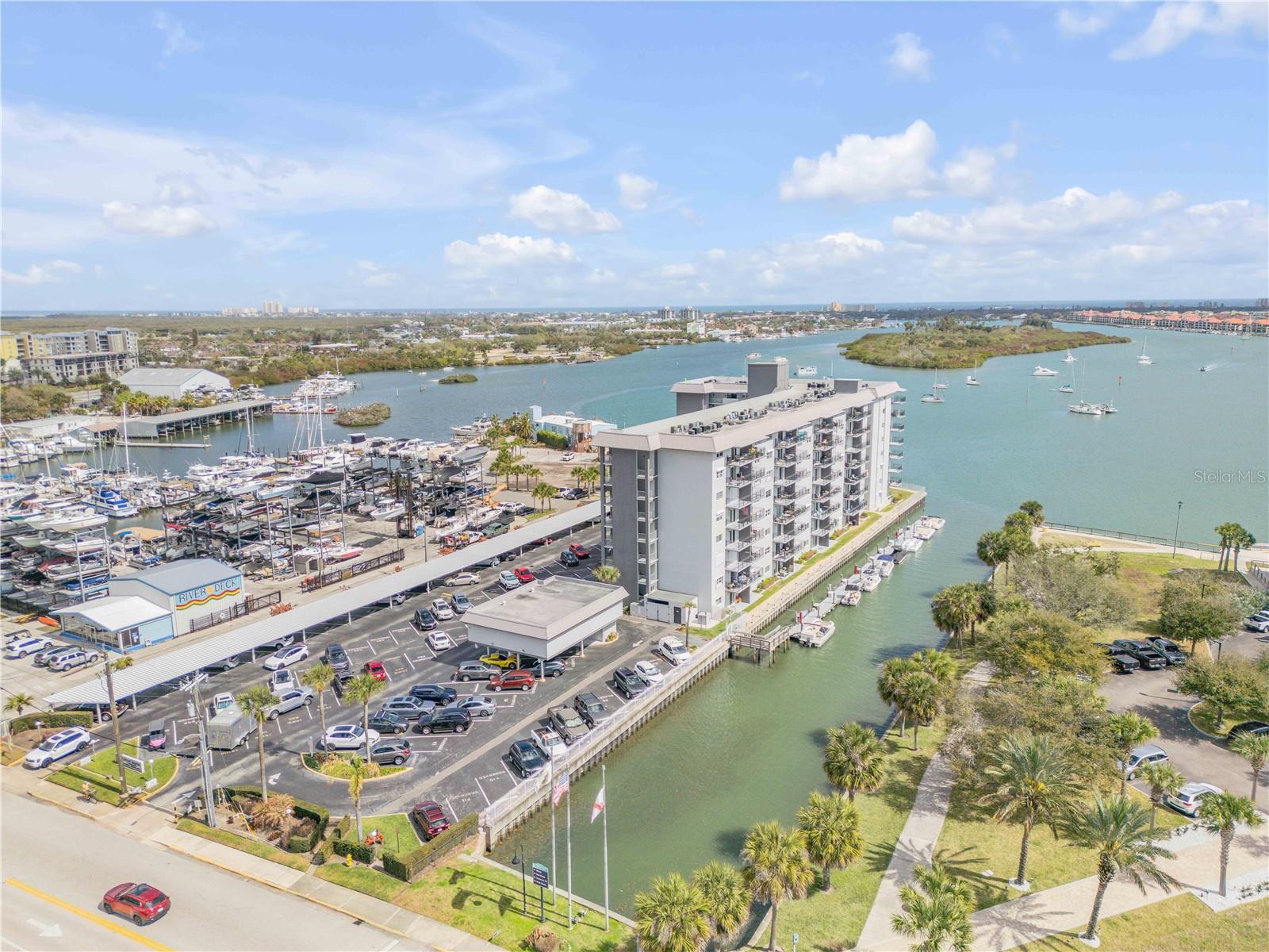 Image 4 of 37 For 101 Riverside Drive 4080