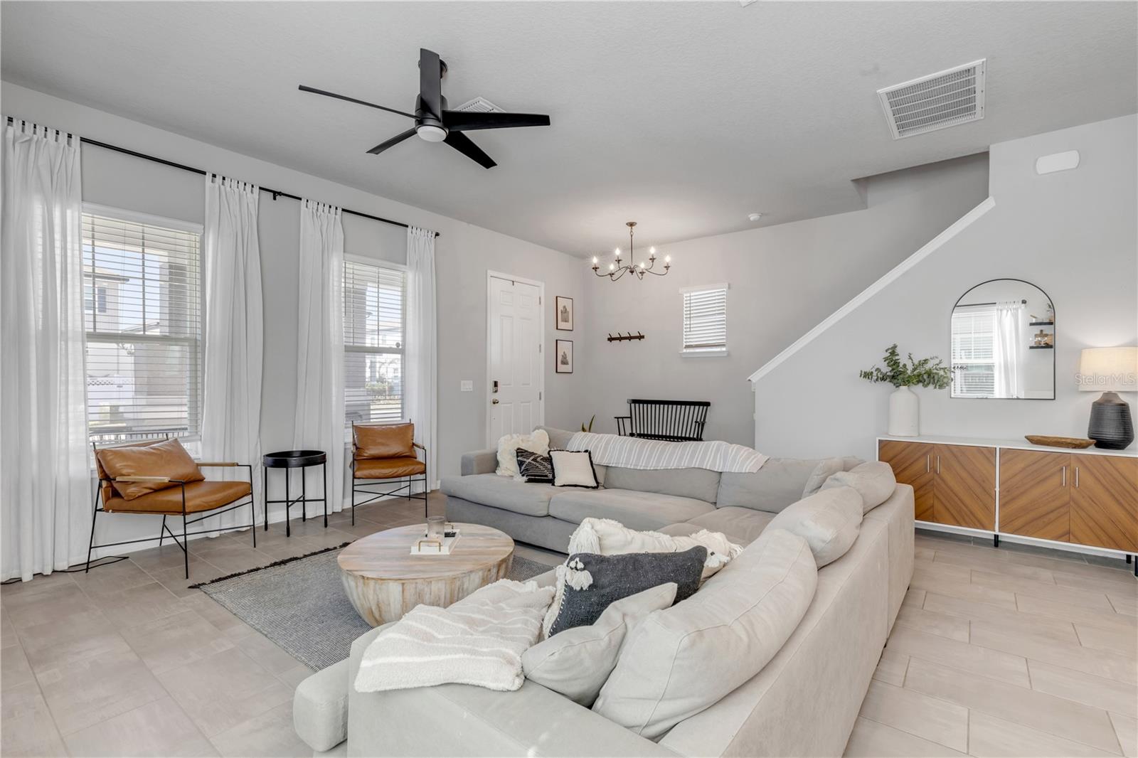 Image 18 of 72 For 413 Venetian Palms Boulevard