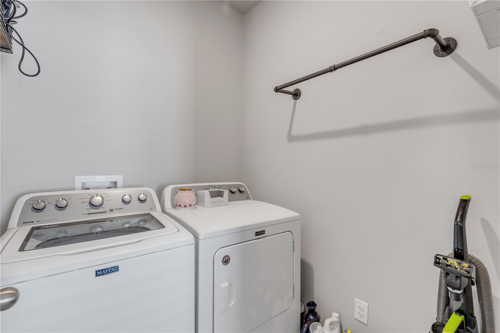 Image 31 of 72 For 413 Venetian Palms Boulevard