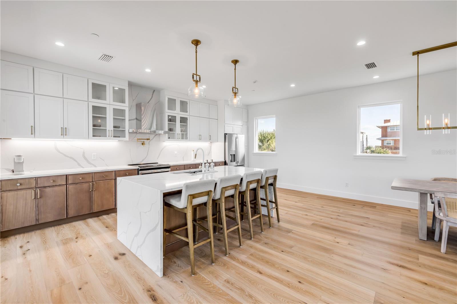 Image 18 of 70 For 6857 Turtlemound Road