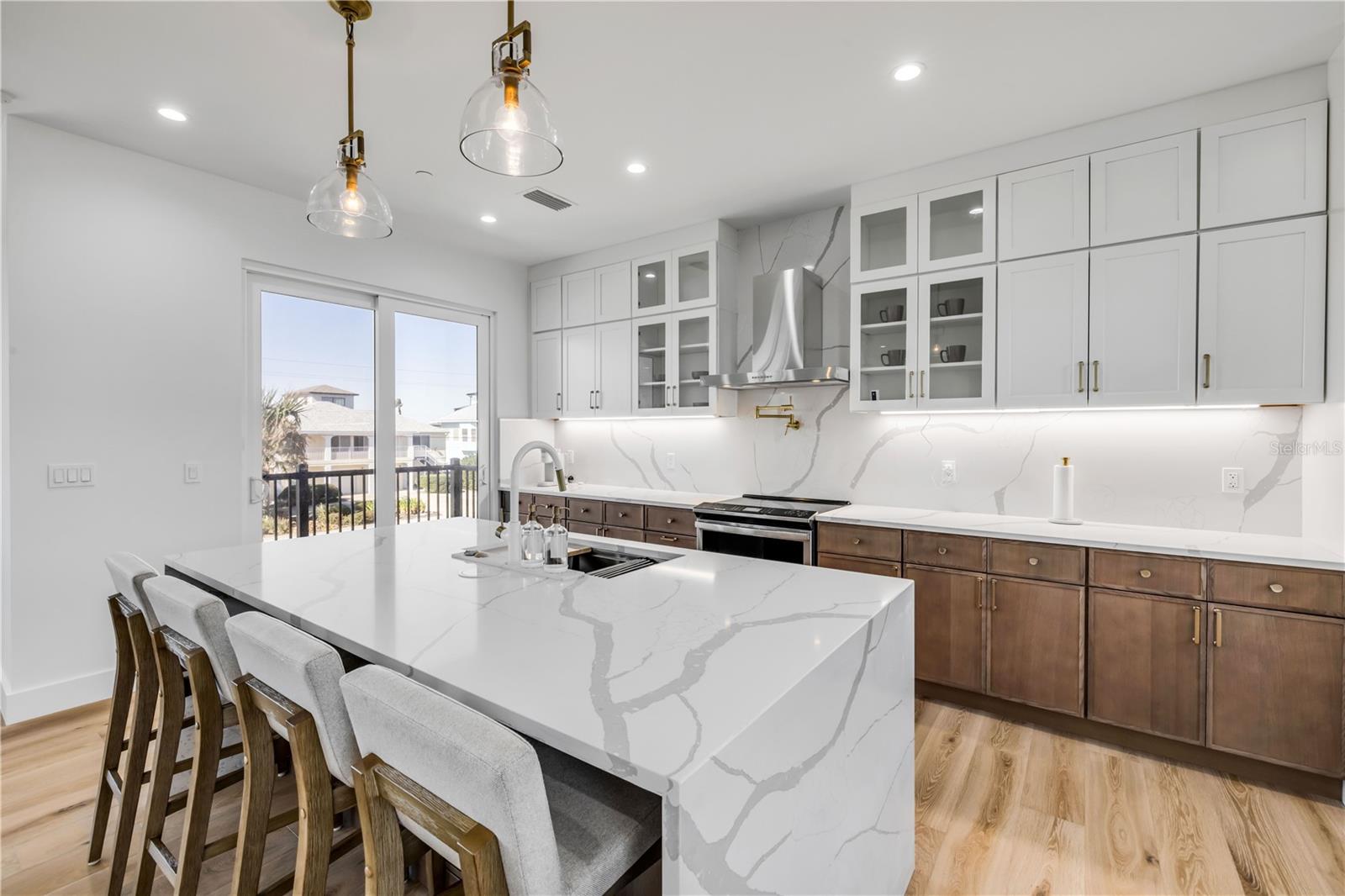 Image 21 of 70 For 6857 Turtlemound Road