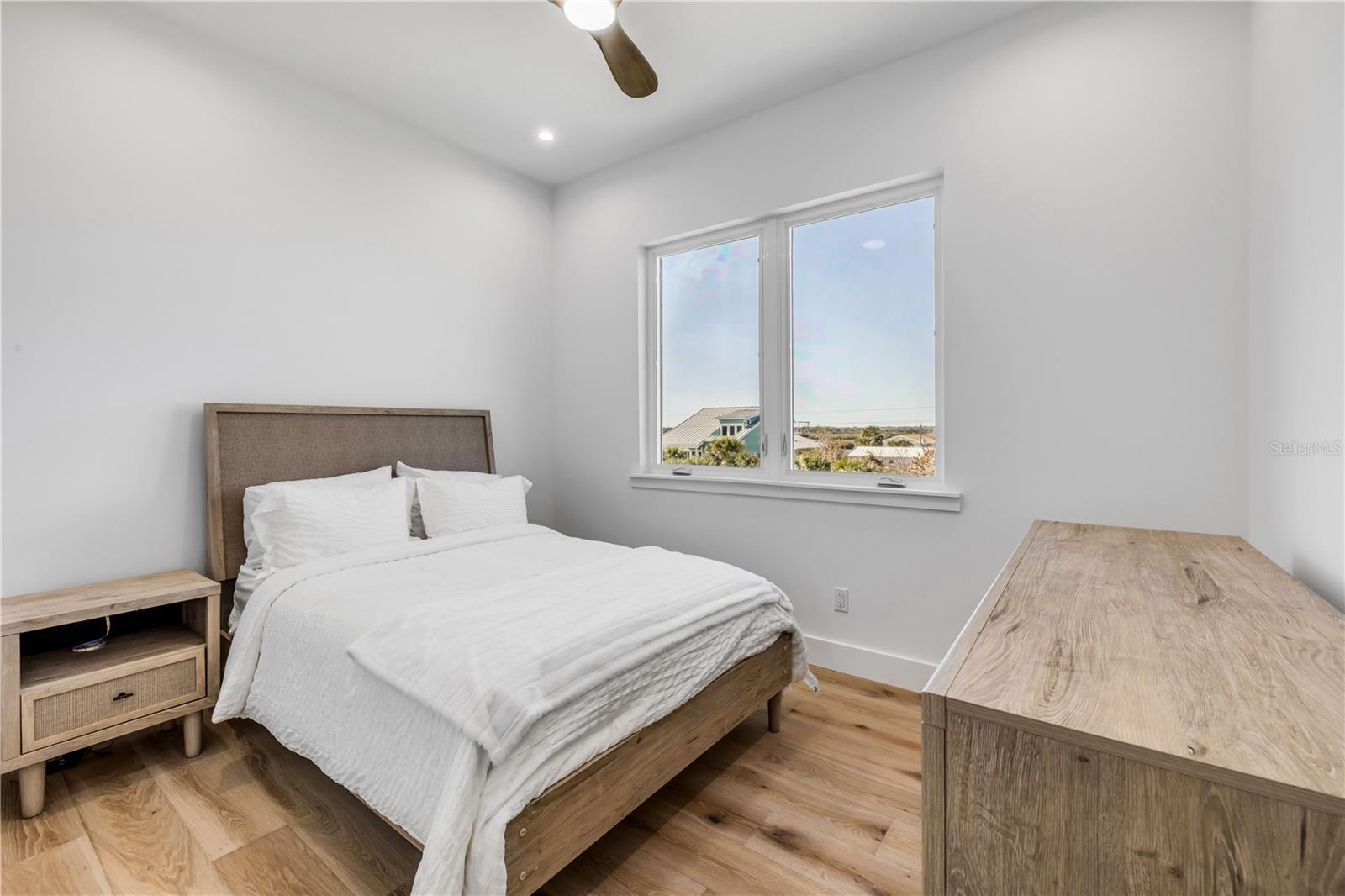 Image 29 of 70 For 6857 Turtlemound Road