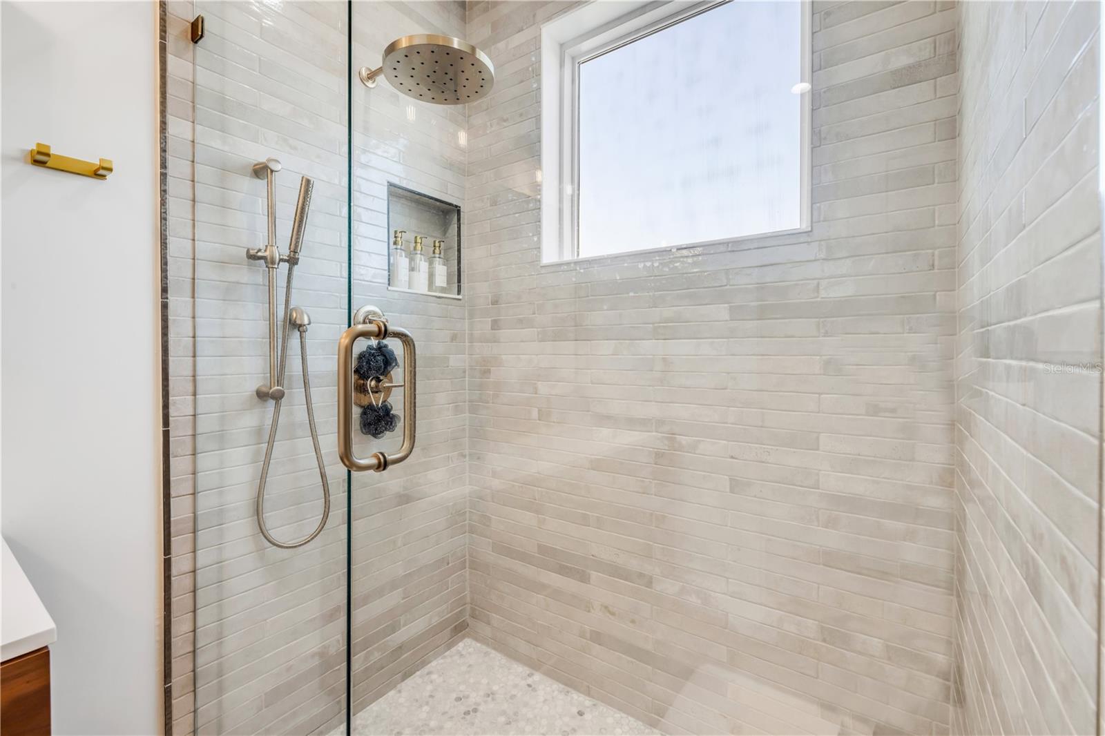 Image 39 of 70 For 6857 Turtlemound Road