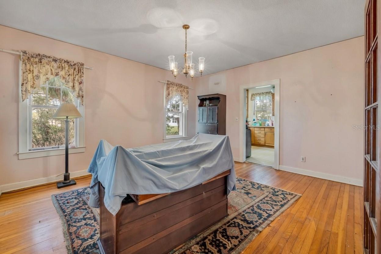 Image 10 of 28 For 1170 Clayton Street