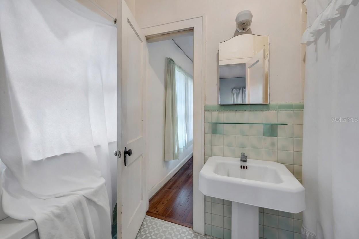 Image 13 of 28 For 1170 Clayton Street