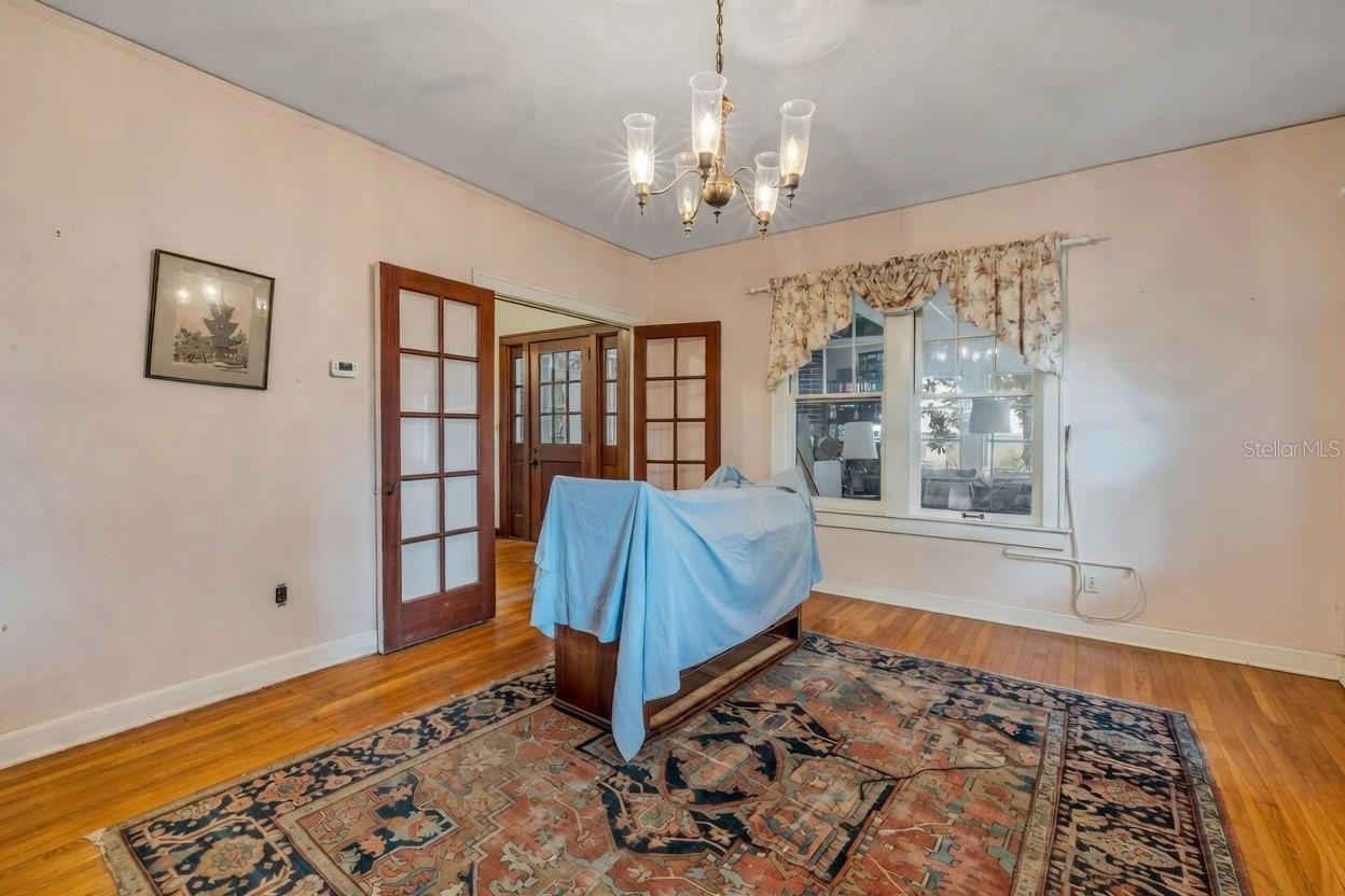 Image 8 of 28 For 1170 Clayton Street