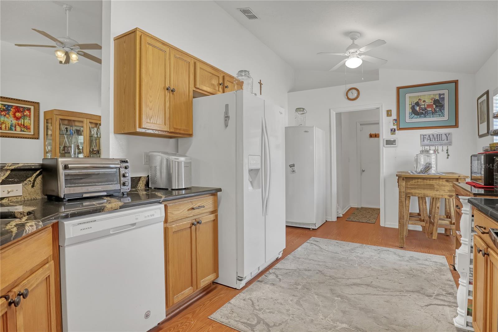 Image 18 of 39 For 2210 Spring Creek Circle Ne