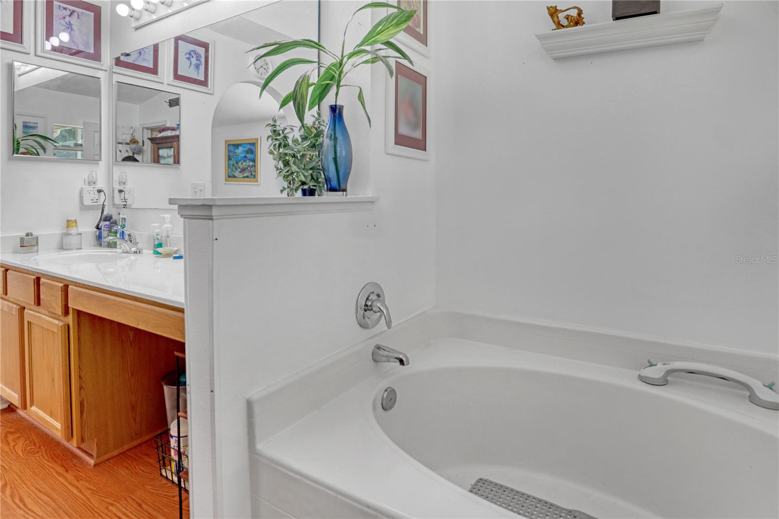 Image 26 of 39 For 2210 Spring Creek Circle Ne