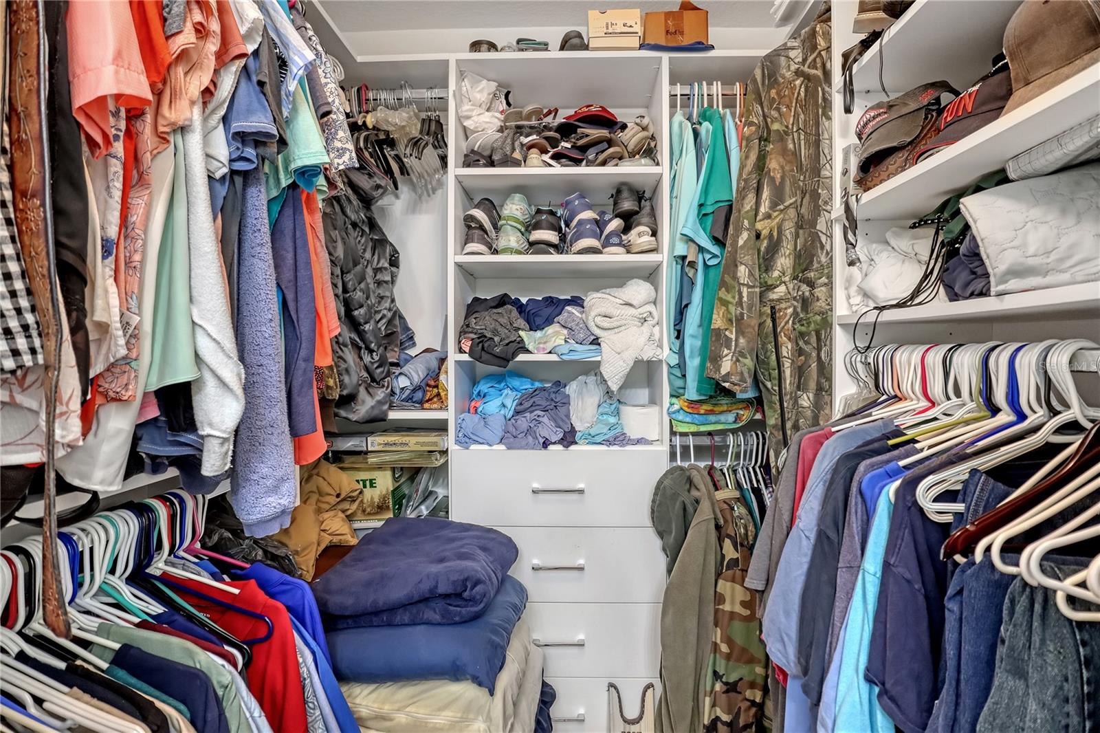 Image 27 of 39 For 2210 Spring Creek Circle Ne