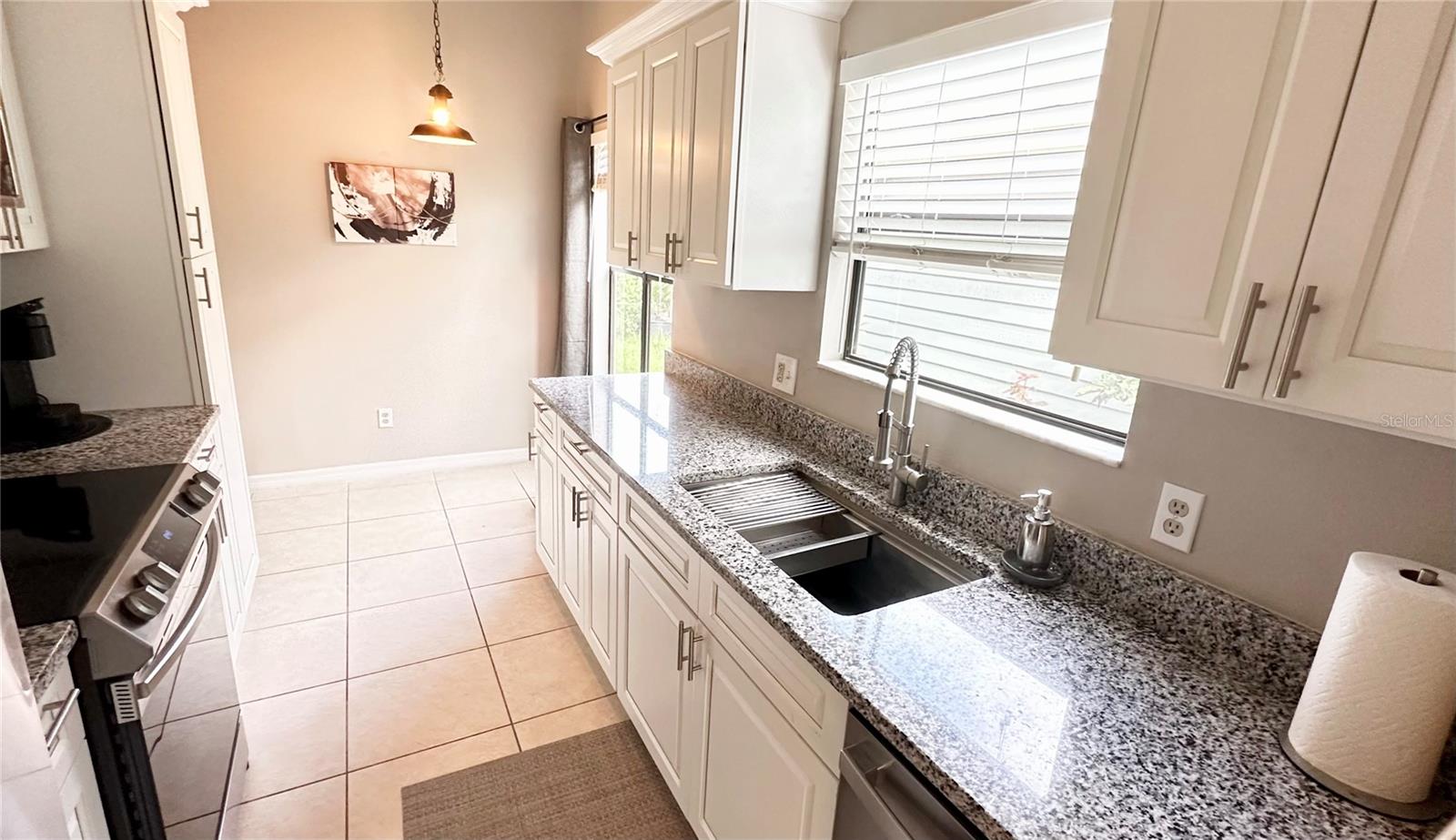 Image 5 of 16 For 790 Pine Shores Circle