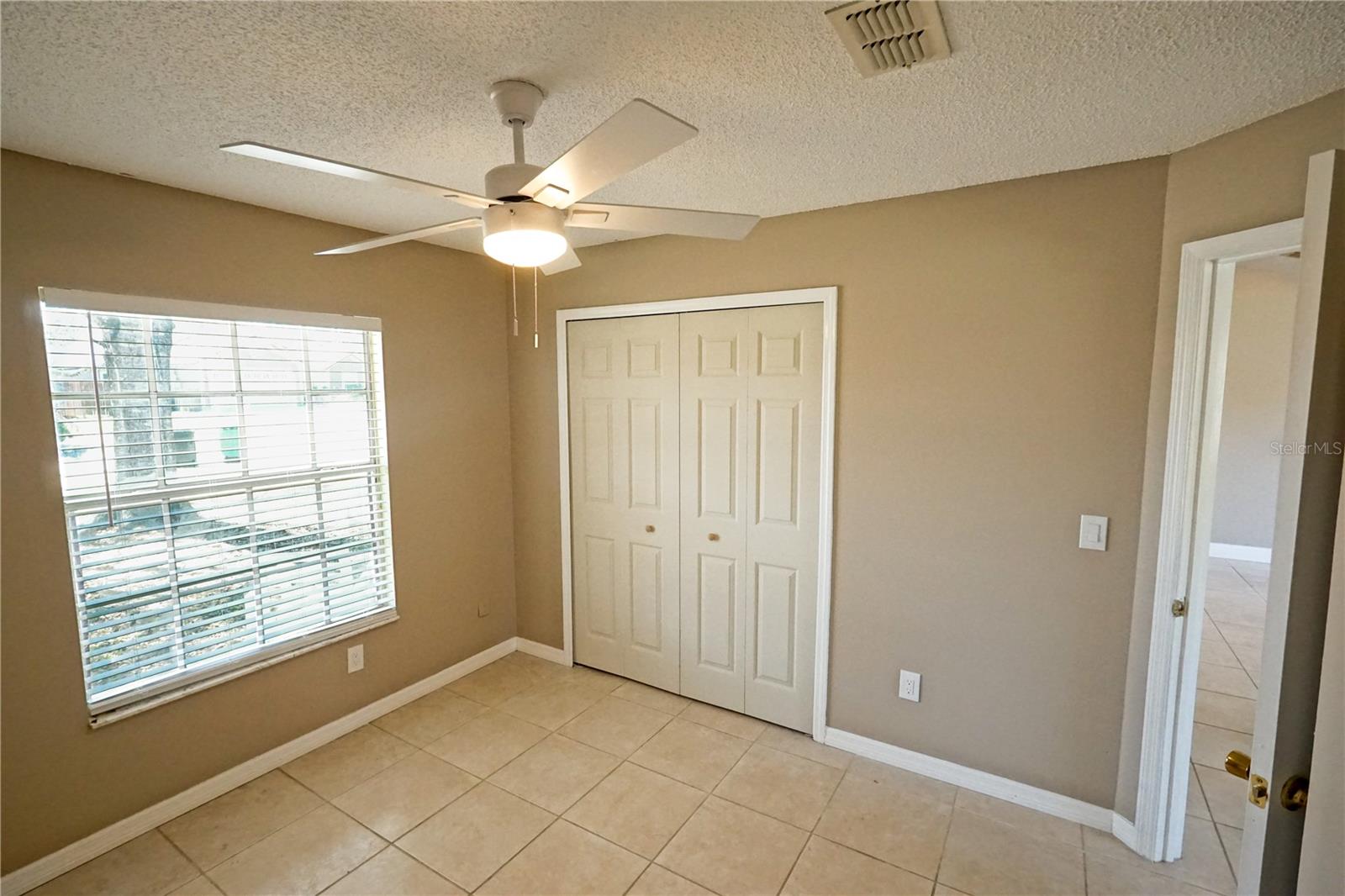 Image 16 of 31 For 9730 Lingwood Trail