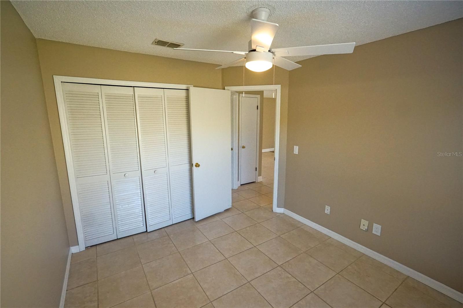 Image 18 of 31 For 9730 Lingwood Trail