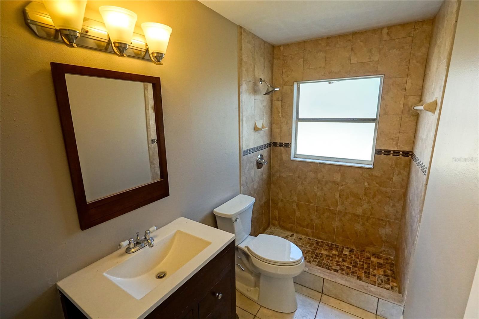 Image 19 of 31 For 9730 Lingwood Trail