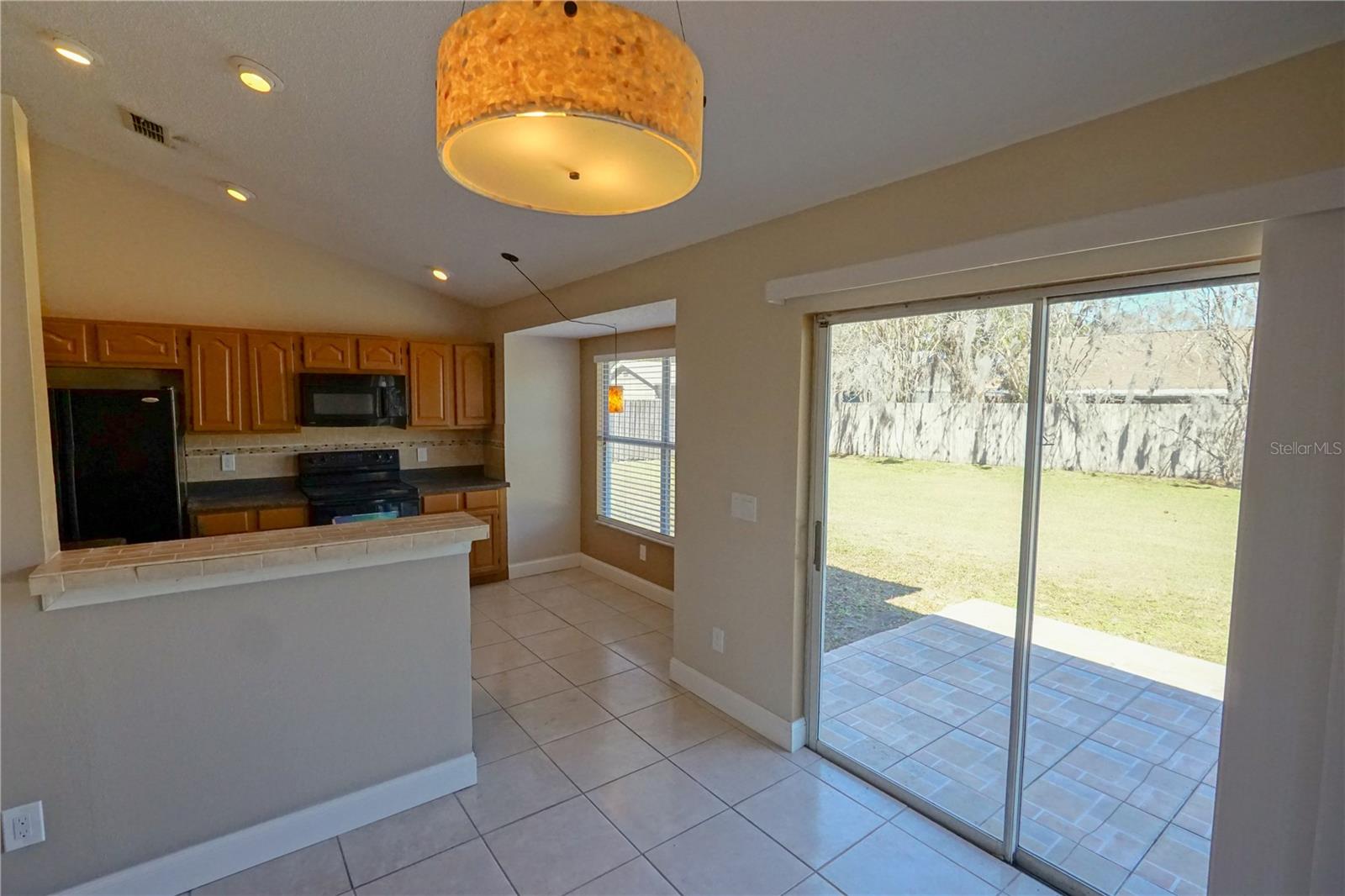 Image 25 of 31 For 9730 Lingwood Trail