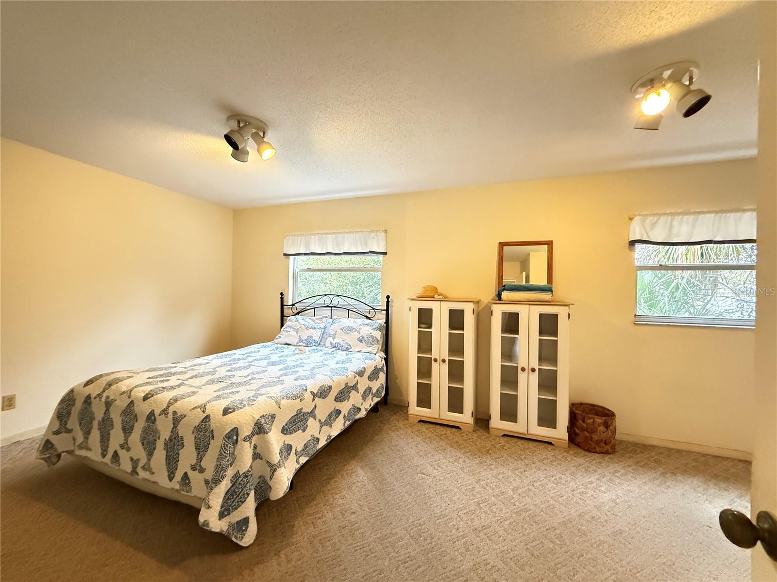 Image 11 of 64 For 622 Goodwin Avenue