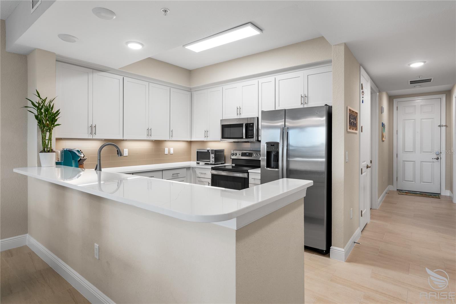 Image 13 of 54 For 1 Riverwalk Drive 305