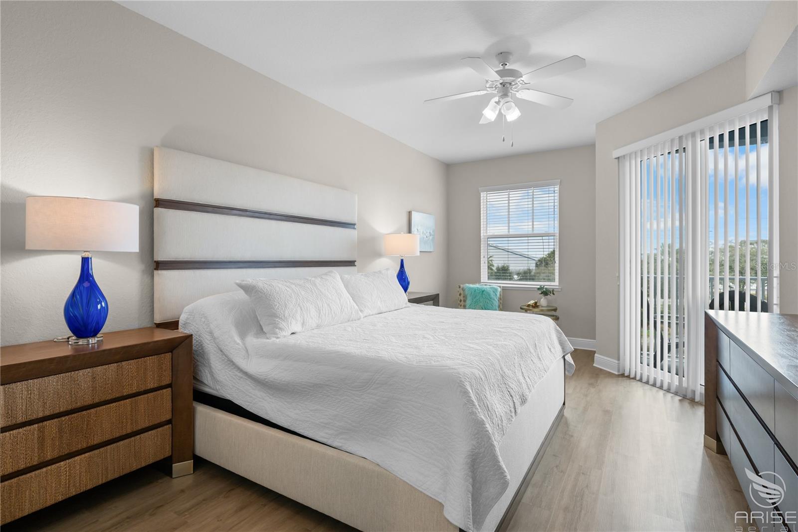 Image 25 of 54 For 1 Riverwalk Drive 305