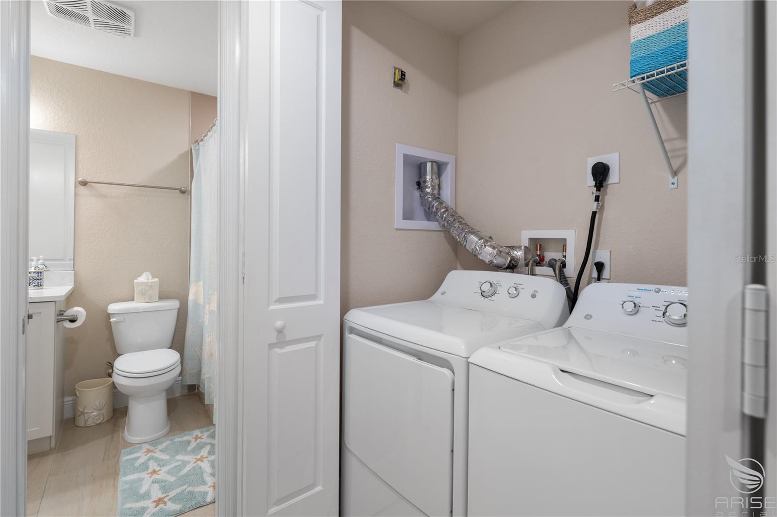 Image 36 of 54 For 1 Riverwalk Drive 305