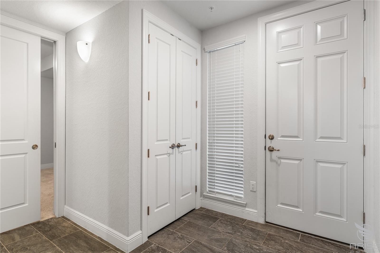 Image 14 of 52 For 1 Riverwalk Drive 306