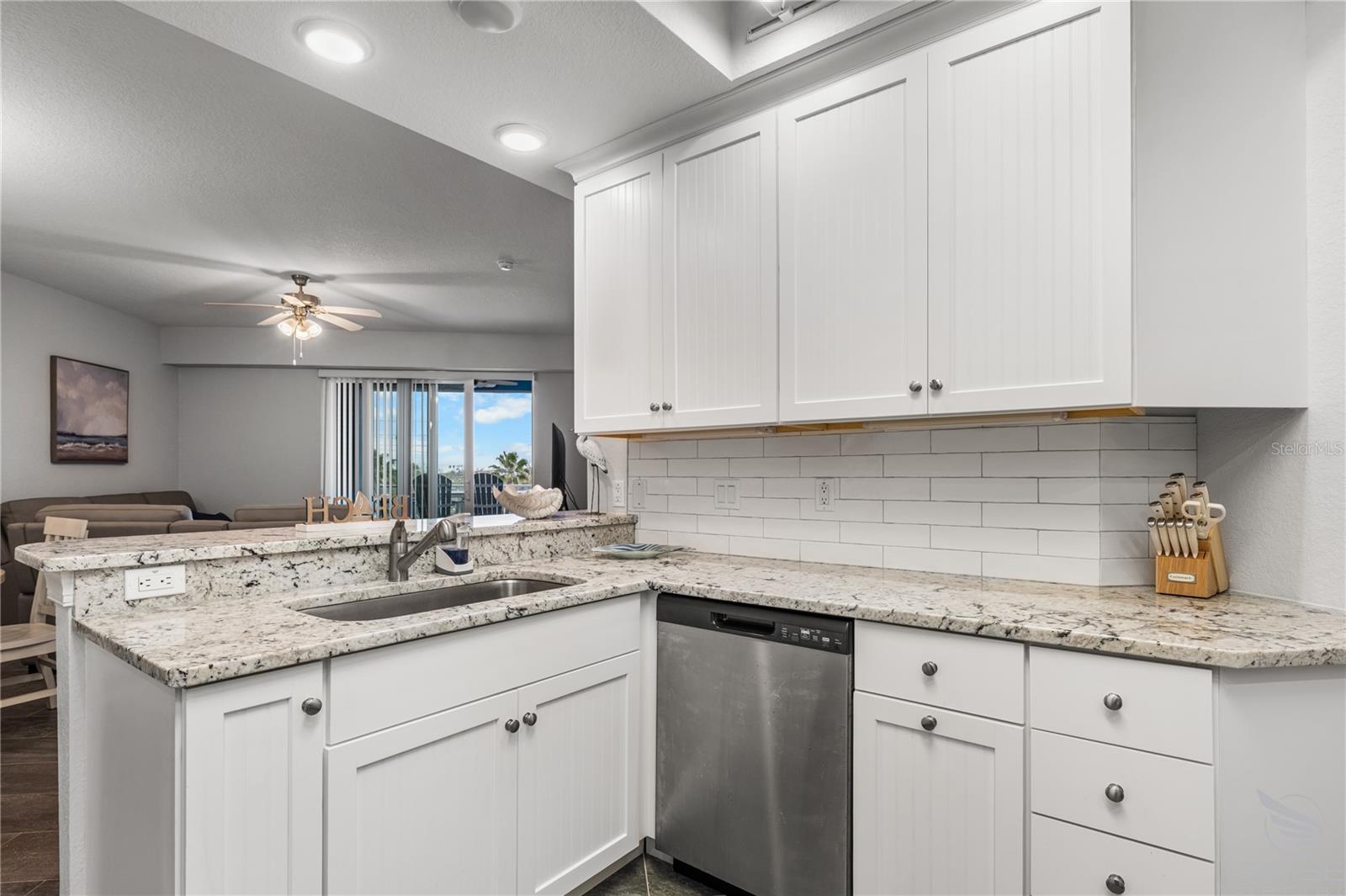 Image 17 of 52 For 1 Riverwalk Drive 306