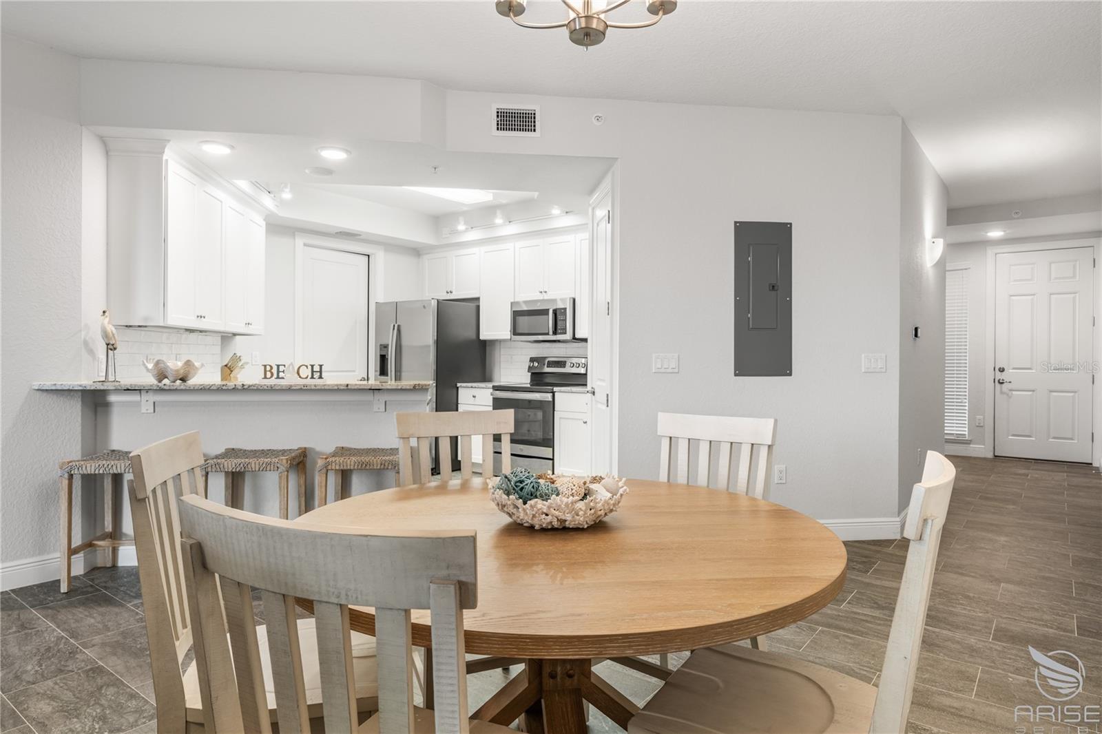 Image 27 of 52 For 1 Riverwalk Drive 306